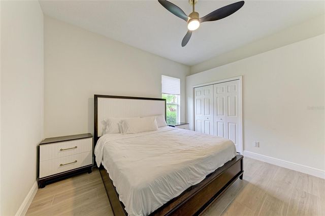 6988 74TH STREET CIRCLE E, Bradenton, FL 34203