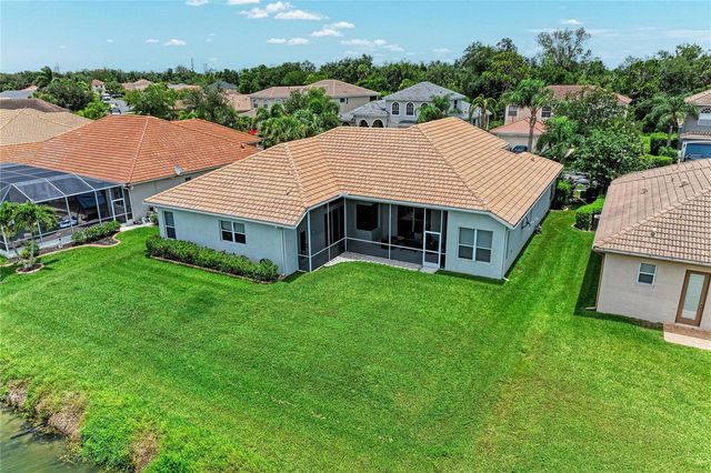 6988 74TH STREET CIRCLE E, Bradenton, FL 34203