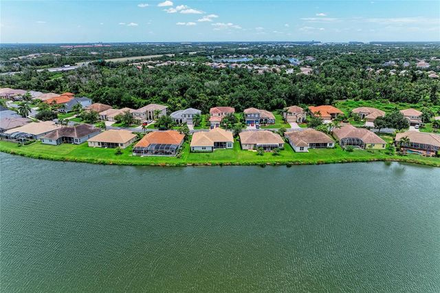 6988 74TH STREET CIRCLE E, Bradenton, FL 34203