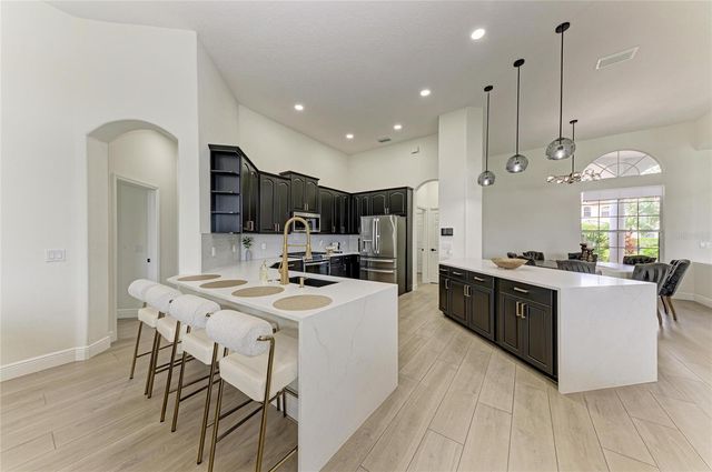 6988 74TH STREET CIRCLE E, Bradenton, FL 34203