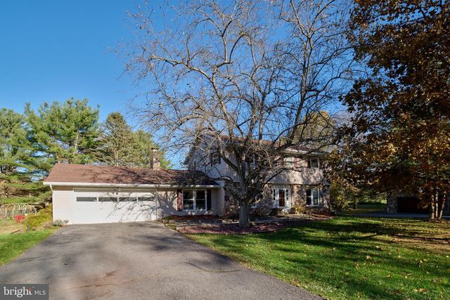 24 WILTS LN, State College, PA 16803