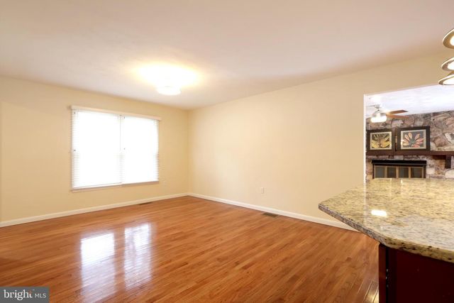 24 WILTS LN, State College, PA 16803