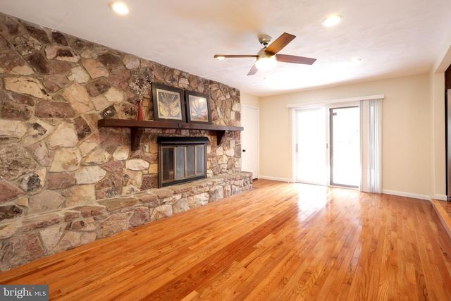 24 WILTS LN, State College, PA 16803