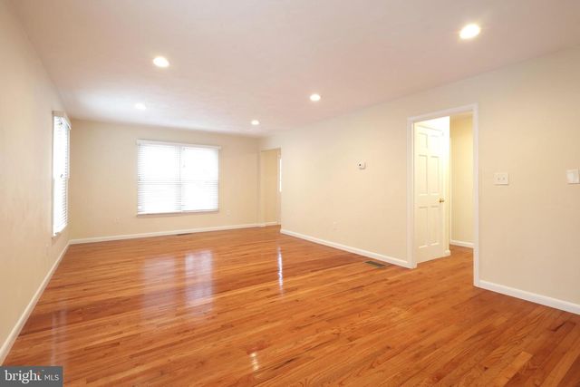 24 WILTS LN, State College, PA 16803