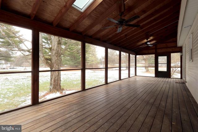 24 WILTS LN, State College, PA 16803