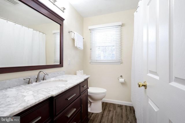 24 WILTS LN, State College, PA 16803