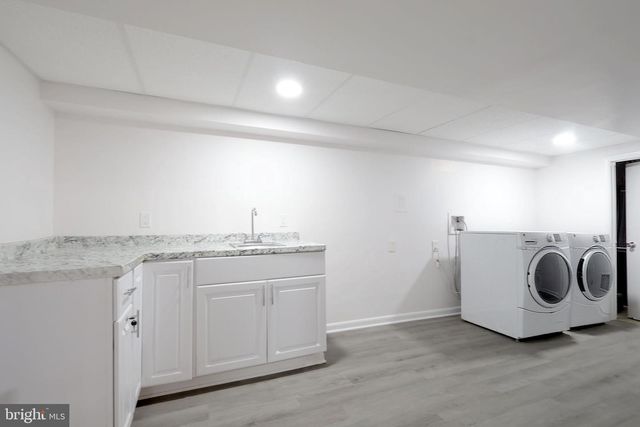 24 WILTS LN, State College, PA 16803