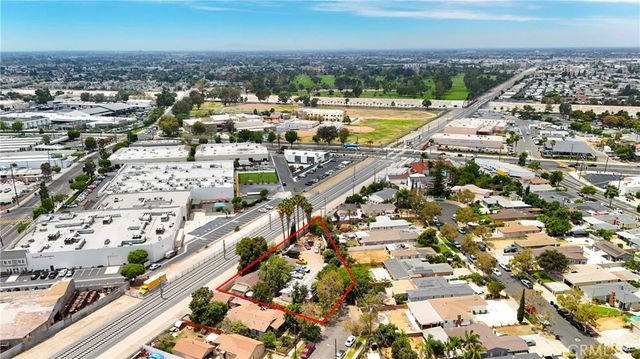 2430 W 6th Street A&B, Santa Ana, CA 92703