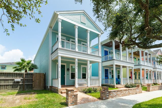 2314 Bernardo De Galvez Avenue, Galveston, TX 77550