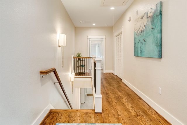 2314 Bernardo De Galvez Avenue, Galveston, TX 77550