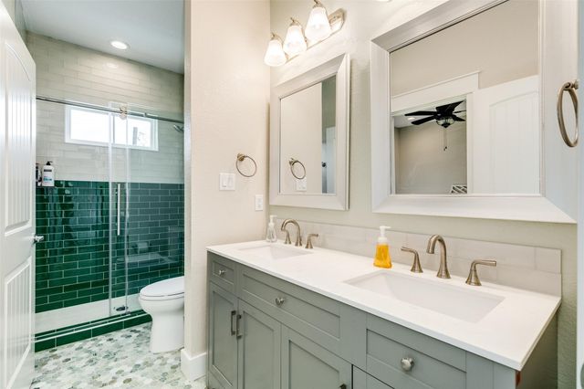 2314 Bernardo De Galvez Avenue, Galveston, TX 77550