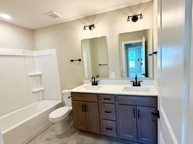 4602 Island Park Bay, Woodbury, MN 55129
