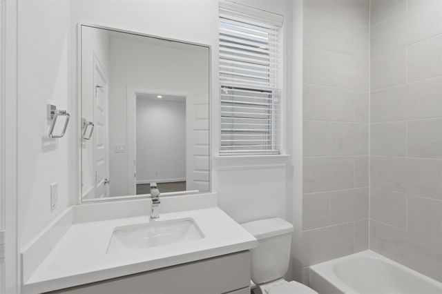 2709 Clinton Drive, Houston, TX 77020