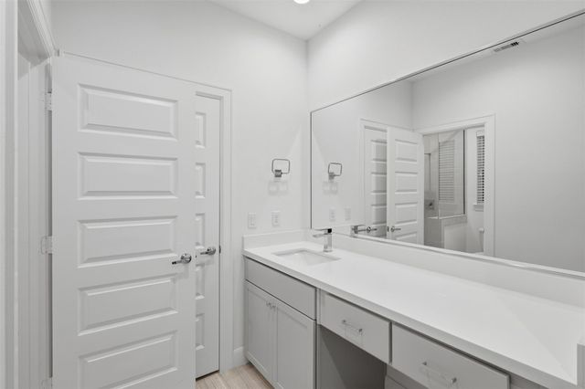 2709 Clinton Drive, Houston, TX 77020