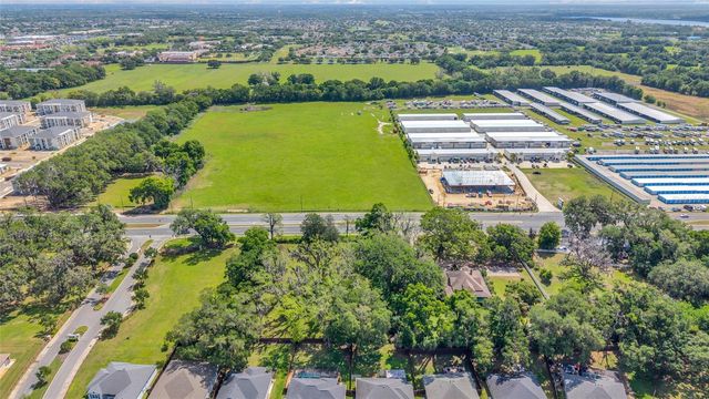 11338 N US HIGHWAY 301, Oxford, FL 34484