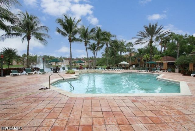 1150 Wildwood Lakes BLVD 8-207, Naples, FL 34104