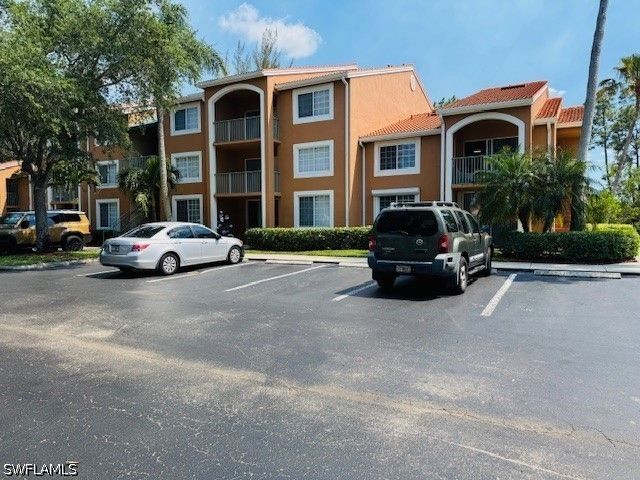 1150 Wildwood Lakes BLVD 8-207, Naples, FL 34104