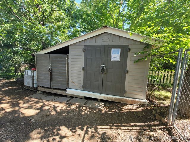 107716 S 4165 Road, Checotah, OK 74426