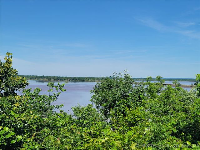 107716 S 4165 Road, Checotah, OK 74426