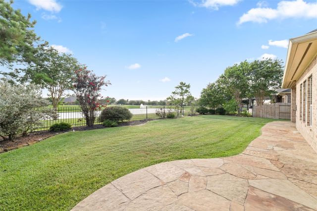 14415 Lakepointe Bend Lane, Cypress, TX 77429