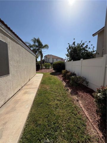 16135 La Fortuna, Moreno Valley, CA 92551