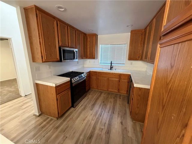 16135 La Fortuna, Moreno Valley, CA 92551