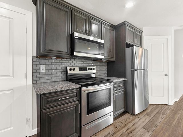 2621 Ivanridge Lane, Garland, TX 75044