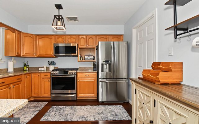 546 OLD MILL DR, Langhorne, PA 19047
