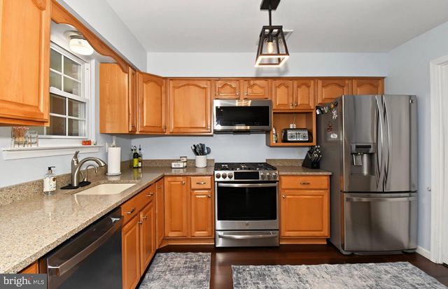546 OLD MILL DR, Langhorne, PA 19047