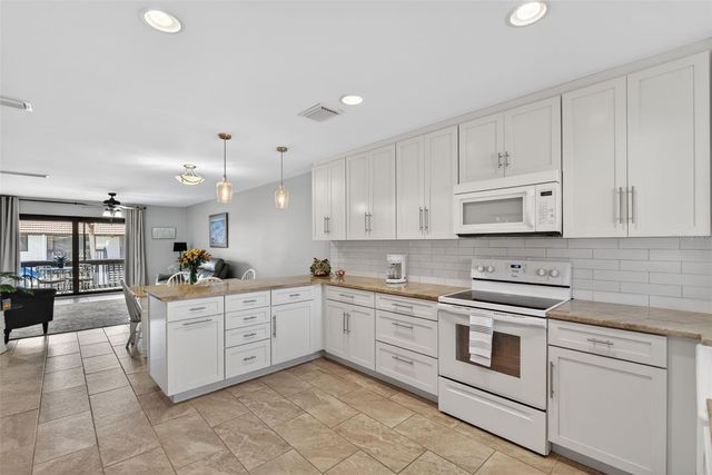 1632 STICKNEY POINT ROAD 201, Sarasota, FL 34231