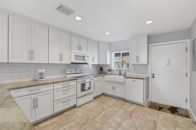 1632 STICKNEY POINT ROAD 201, Sarasota, FL 34231