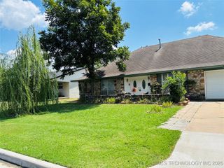 9314 E 40th Place, Tulsa, OK 74145