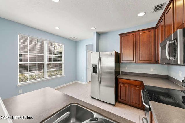 11310 CAMPFIELD Circle, Jacksonville, FL 32256