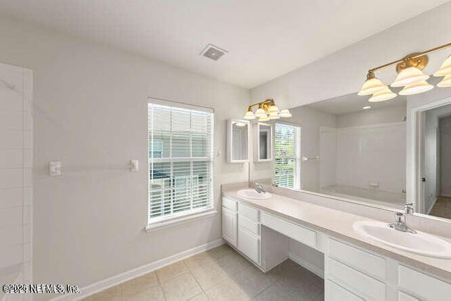 11310 CAMPFIELD Circle, Jacksonville, FL 32256