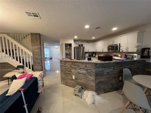11612 NW 50th Ter 11612, Doral, FL 33178