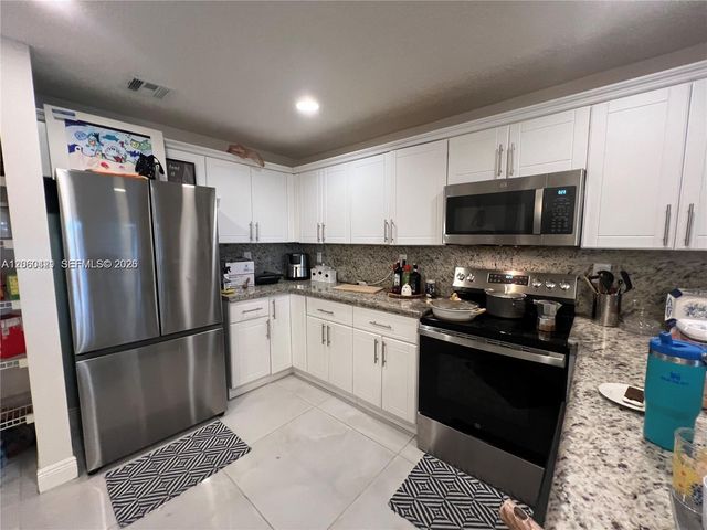 11612 NW 50th Ter 11612, Doral, FL 33178