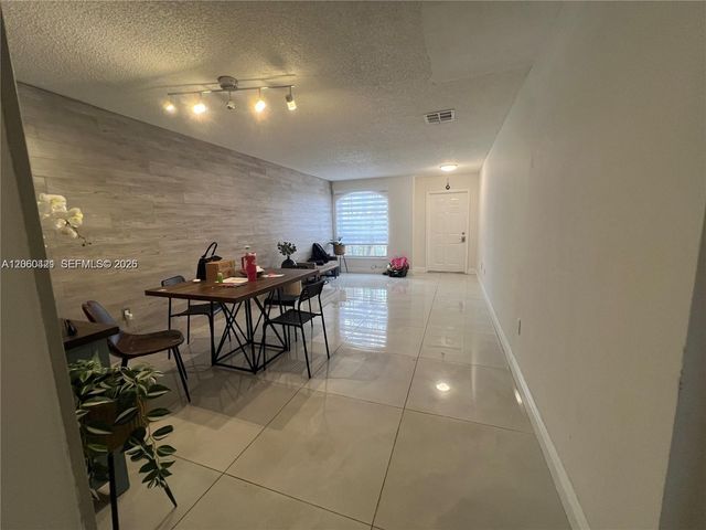 11612 NW 50th Ter 11612, Doral, FL 33178