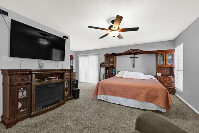 9026 Fairbloom Lane, Houston, TX 77040