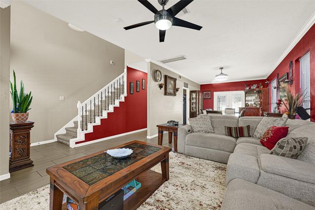 9026 Fairbloom Lane, Houston, TX 77040