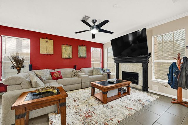 9026 Fairbloom Lane, Houston, TX 77040