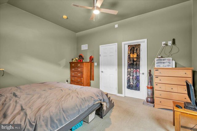 1153 FOREST GROVE RD, Vineland, NJ 08360