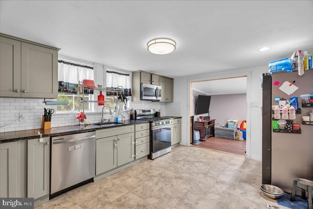 1153 FOREST GROVE RD, Vineland, NJ 08360