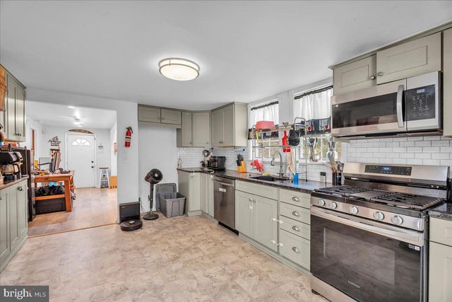 1153 FOREST GROVE RD, Vineland, NJ 08360