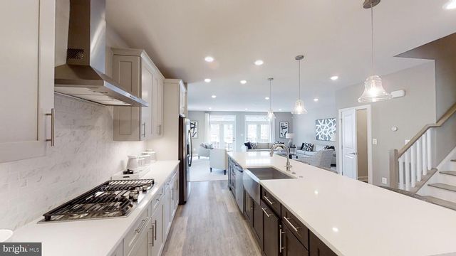 42630 HARLOW MEADOWS TER, Sterling, VA 20166