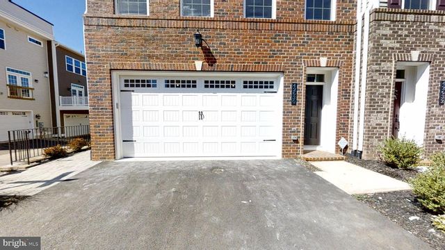 42630 HARLOW MEADOWS TER, Sterling, VA 20166