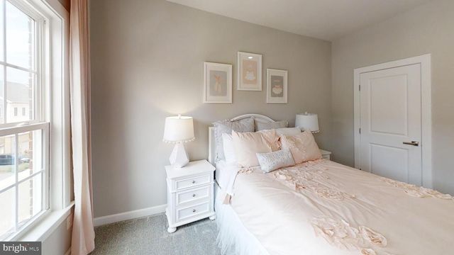 42630 HARLOW MEADOWS TER, Sterling, VA 20166
