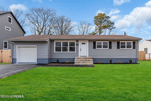 382 Dogwood Drive, Brick, NJ 08723