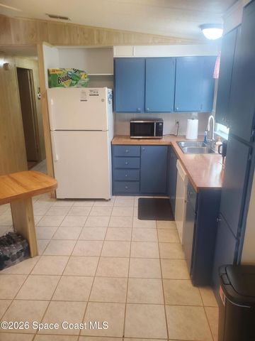 1966 Live Oak Street NE, Palm Bay, FL 32905