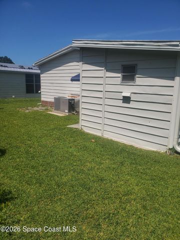 1966 Live Oak Street NE, Palm Bay, FL 32905
