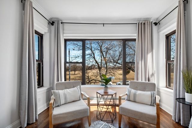 5426 N Western Avenue, Chicago, IL 60625